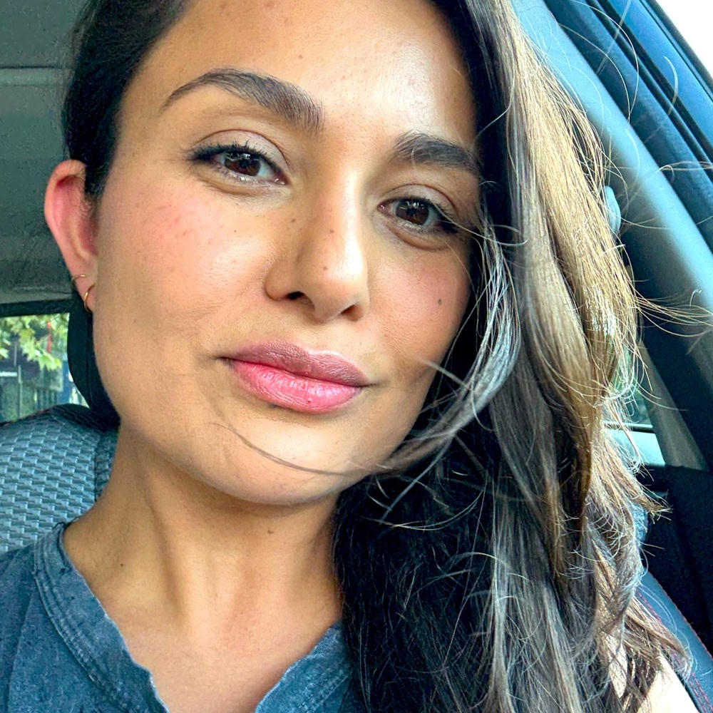 Meet your Posher, Isha